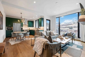 Riverfront Lodge 202 by East West Hospitality